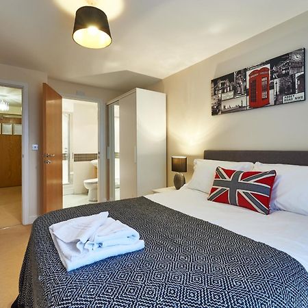 Shortstaymk Vizion Apartments, With Free Superfast Wi-Fi, Parking, Sky Sports And Movies Milton Keynes Extérieur photo