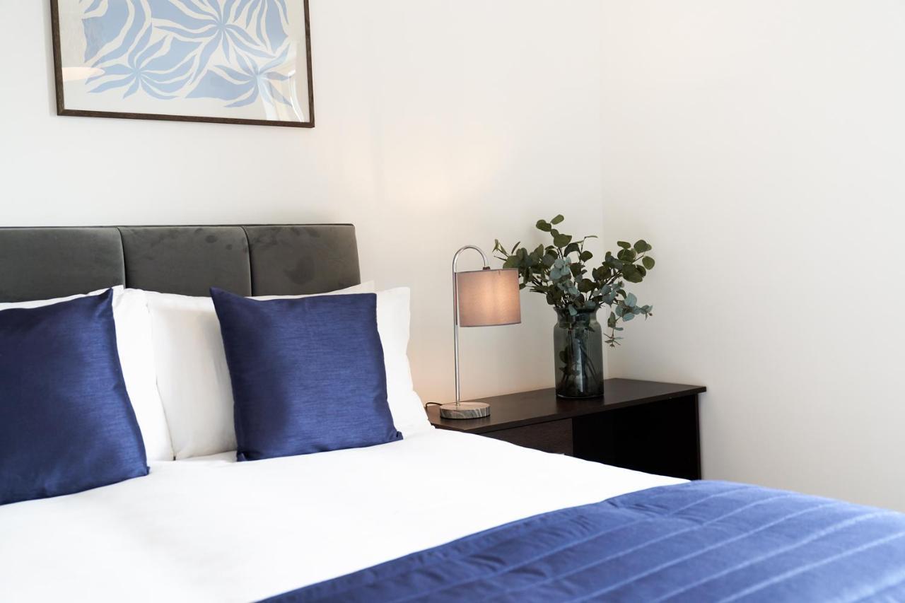 Shortstaymk Vizion Apartments, With Free Superfast Wi-Fi, Parking, Sky Sports And Movies Milton Keynes Extérieur photo