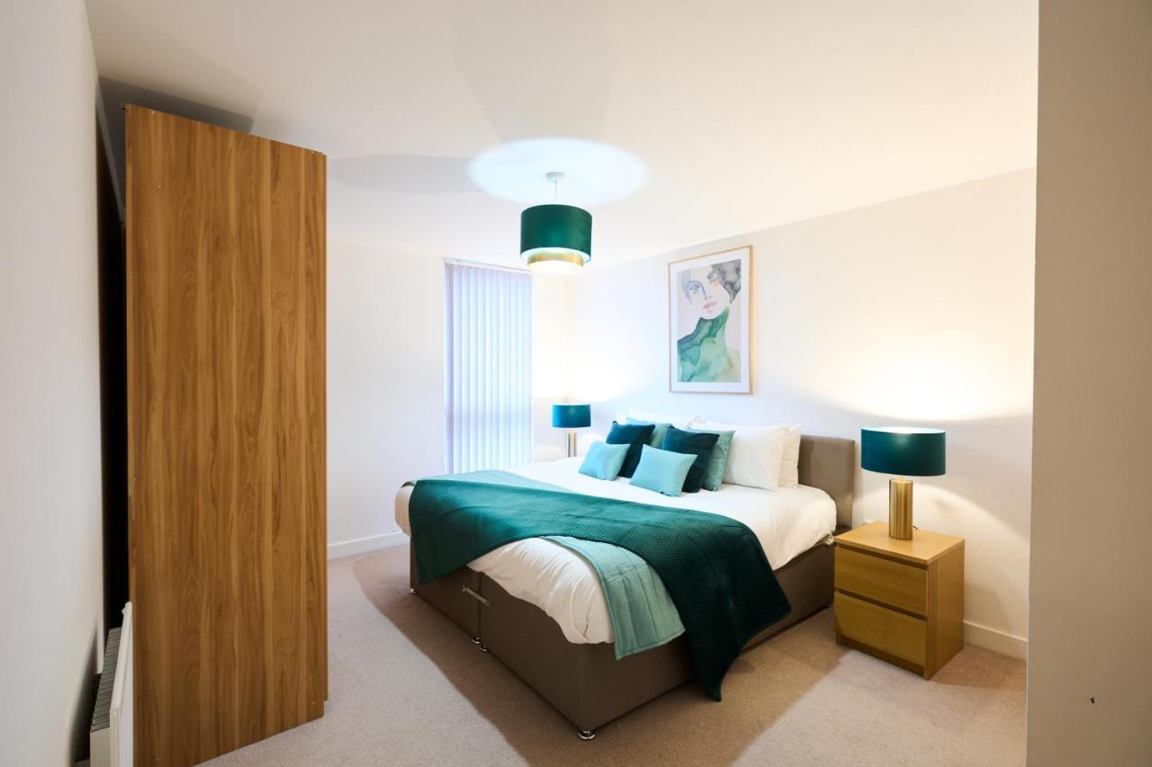 Shortstaymk Vizion Apartments, With Free Superfast Wi-Fi, Parking, Sky Sports And Movies Milton Keynes Extérieur photo