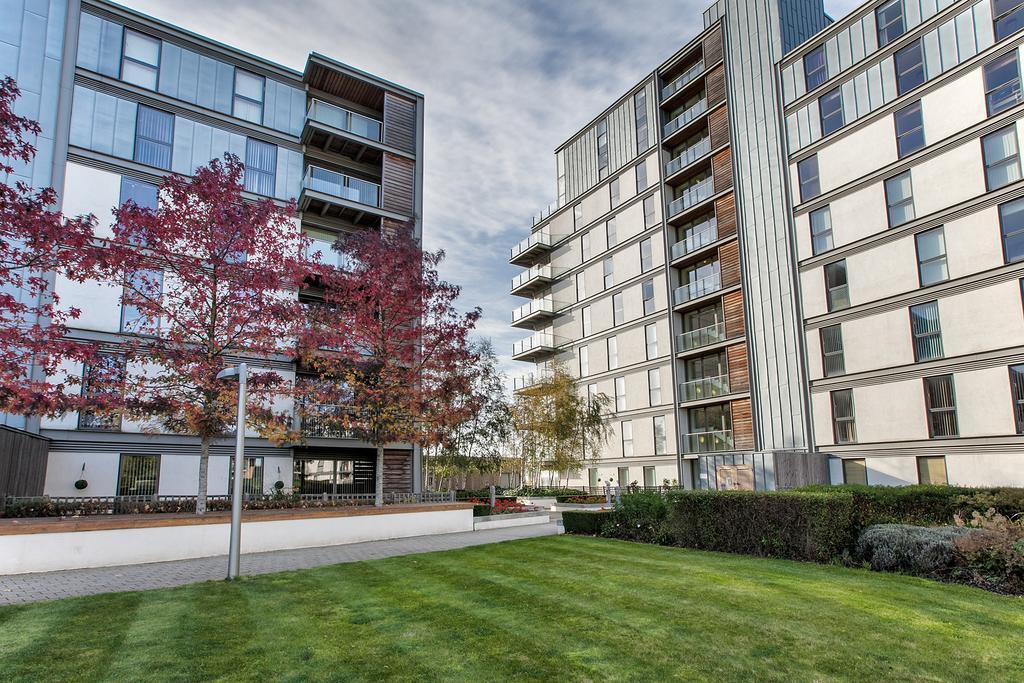 Shortstaymk Vizion Apartments, With Free Superfast Wi-Fi, Parking, Sky Sports And Movies Milton Keynes Extérieur photo