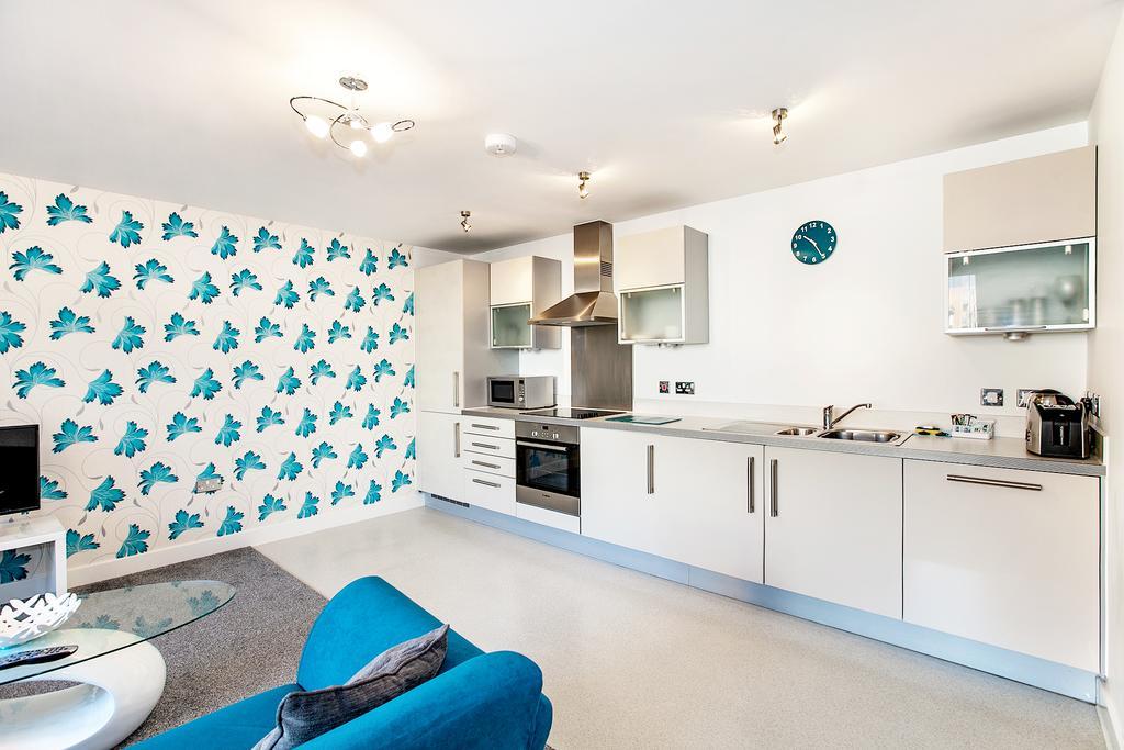 Shortstaymk Vizion Apartments, With Free Superfast Wi-Fi, Parking, Sky Sports And Movies Milton Keynes Chambre photo