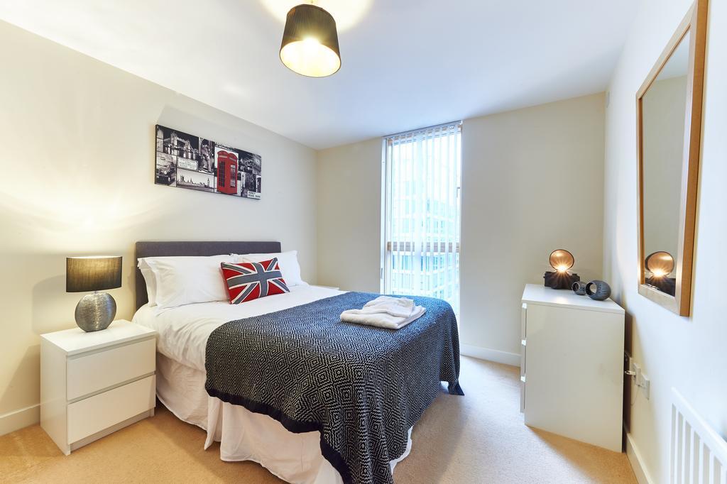 Shortstaymk Vizion Apartments, With Free Superfast Wi-Fi, Parking, Sky Sports And Movies Milton Keynes Extérieur photo
